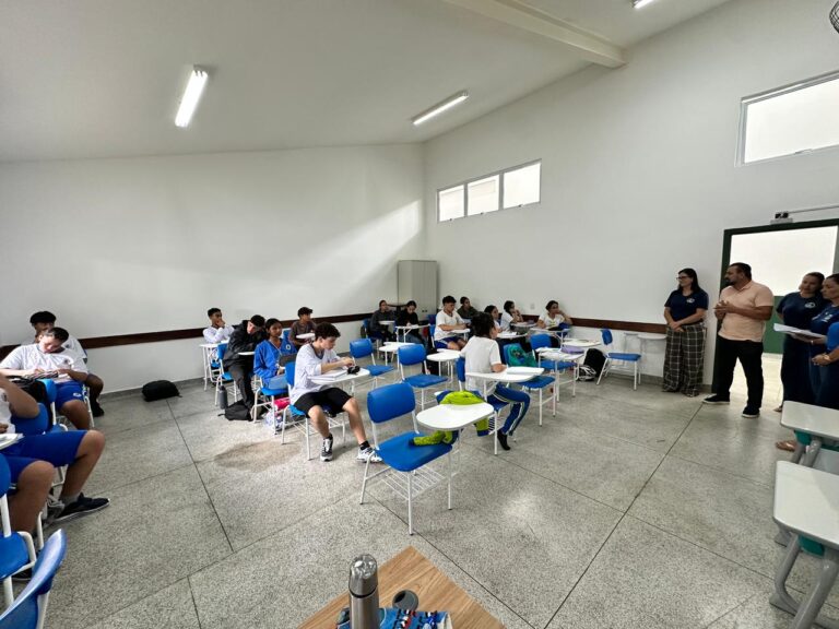 Ilhabela inicia aulas do Ensino Médio Cívico-Municipal