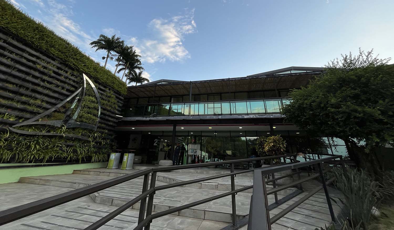 Prefeitura de Ilhabela realiza audiências públicas da LDO 2027 e mantém consulta eletrônica aberta à população (2) copiar
