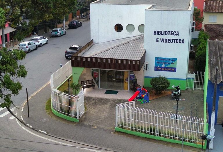 Biblioteca Nilce Signorini recebe ação cineclubista com exibição e debate no dia 15 de abril copiar