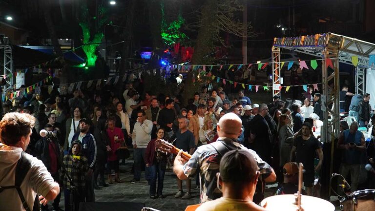 Festa de Santo Antônio reúne comunidade local e visitantes no Portinho durante dois dias de programação (3).jpg b