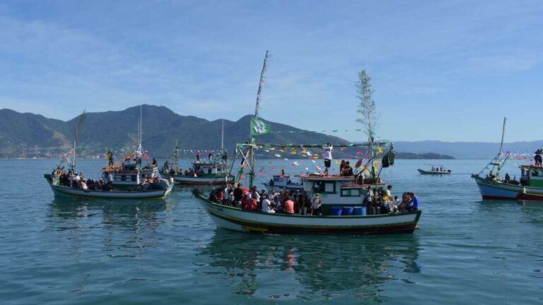Procissão Marítima de São Pedro reúne fé e tradição centenária em Ilhabela a partir desta quinta-feira (25) (2) b