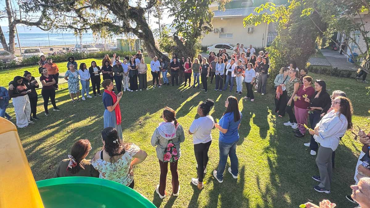 Formação fortalece atuação das equipes da Alimentação Escolar da rede municipal de Ilhabela (2) b