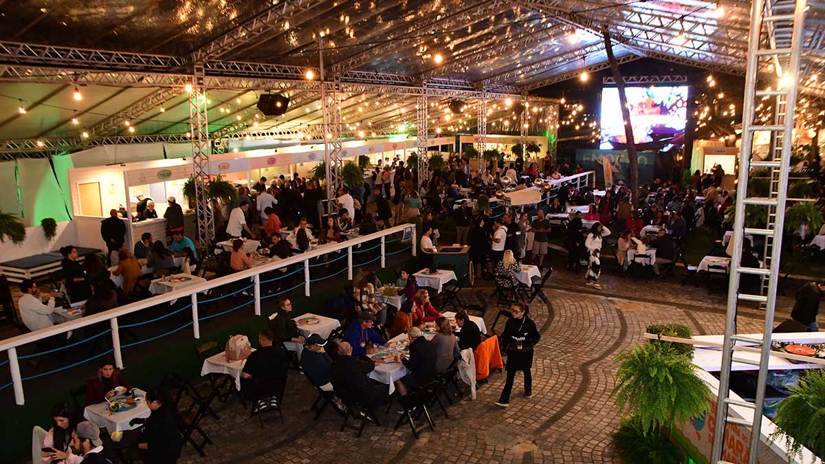 Ilhabela recebe a 31ª edição do Festival do Camarão com sabores que vão do caiçara ao contemporâneo b