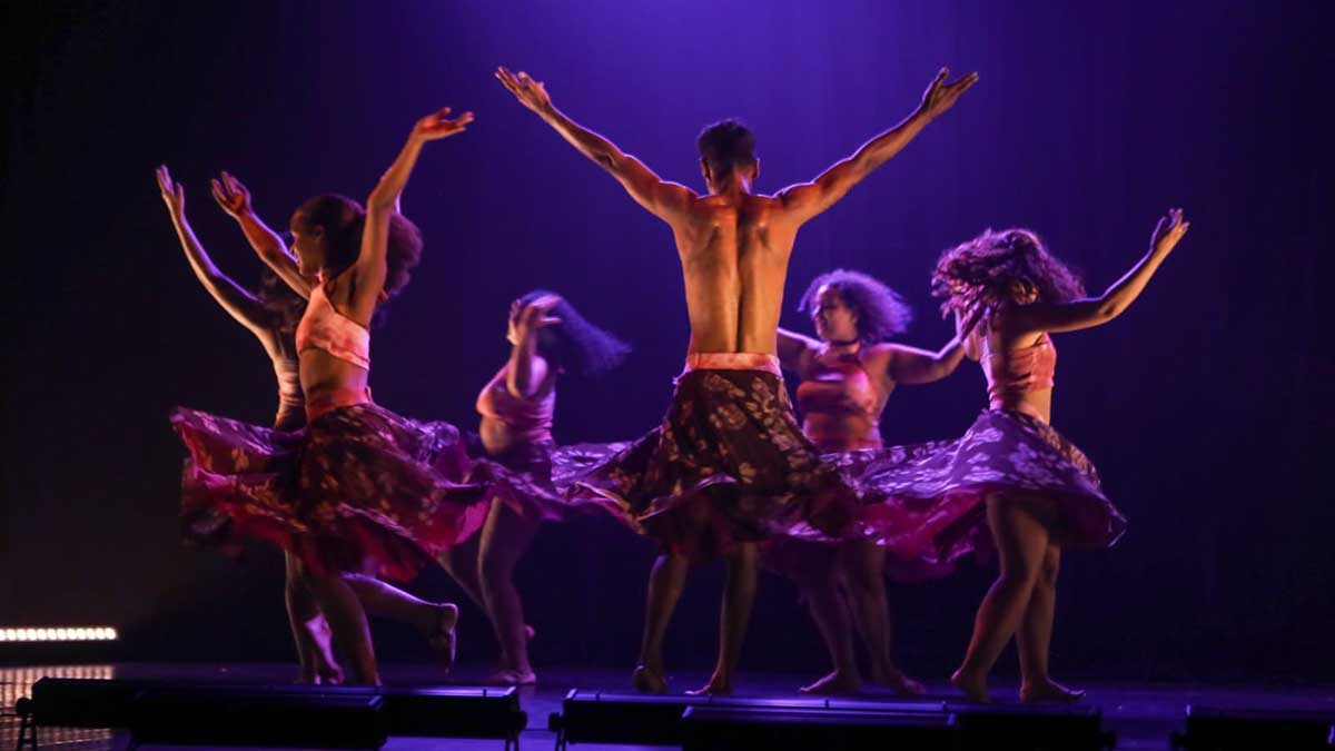 27º Festival Dança e Movimento chega às últimas apresentações com dança contemporânea e cultura popular em Ilhabela - Studio de Dança Anderson Rodrigues _Foto_ Acervo da Cia b
